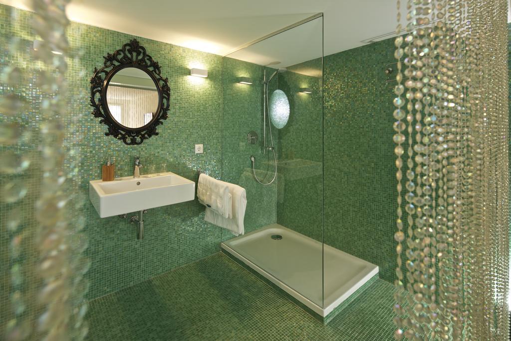 Hotel Zum Lowen Lahr  Rum bild